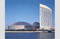 Fukuoka Dome(Currently : FUKUOKA Yahoo! JAPAN DOME)　Sea Hawk Hotel & Resort (Currently : JAL Resort Sea Hawk Hotel Fukuoka) [Fukuoka]