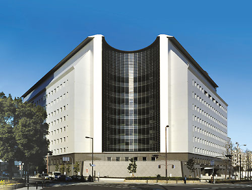 Osaka Prefecture Police Head Office government-2nd Building [Osaka]