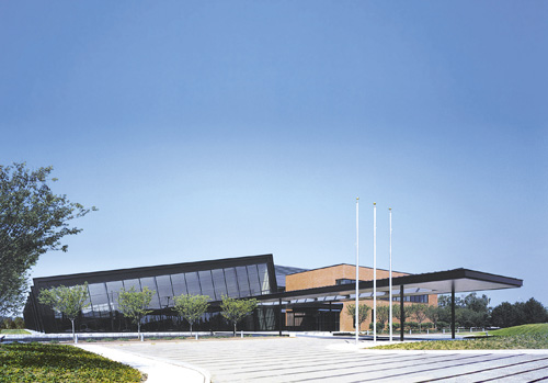 Amada Solution Center in Schaumberg.ll [USA]