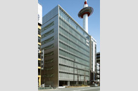 Improvements in earthquake resistance, function & performance and energy saving efficiency:Rohm Kyoto Ekimae Building [Kyoto]