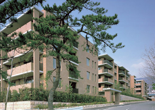 THE HOUSE SUMIYOSHI HOMMACHI  [Hyogo]
