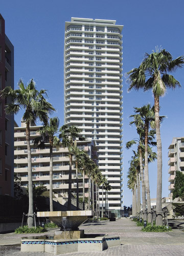 Marina town ribera garden building I marina tower  [Fukuoka]
