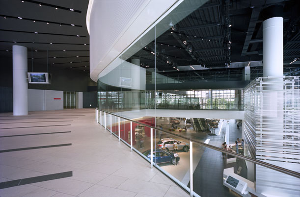 Nissan motor company headquarters