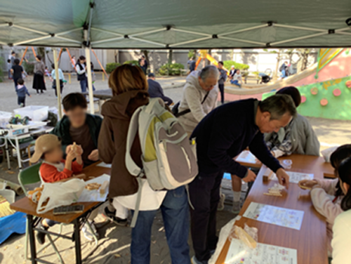 子どもたちも、親子連れも