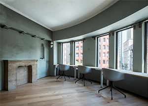 ４階オフィス個室