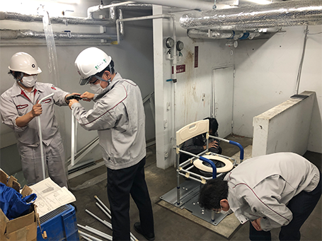 名古屋支店：マンホールトイレ設置訓練